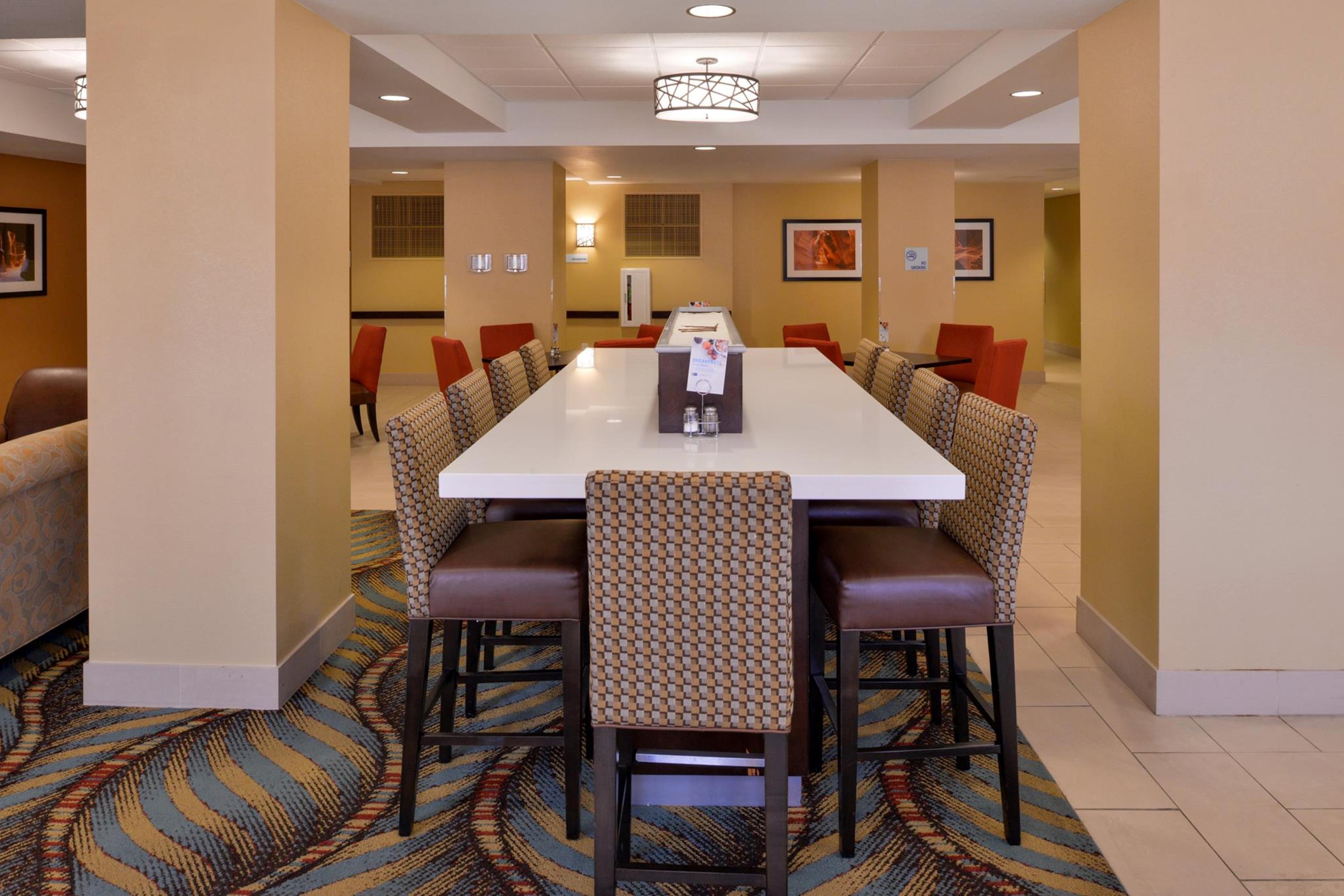 Holiday Inn Express & Suites Page - Lake Powell Area By Ihg Luaran gambar