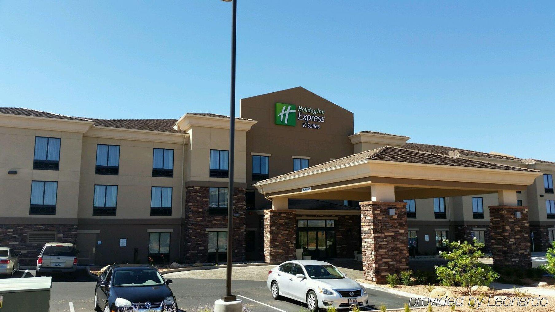 Holiday Inn Express & Suites Page - Lake Powell Area By Ihg Luaran gambar